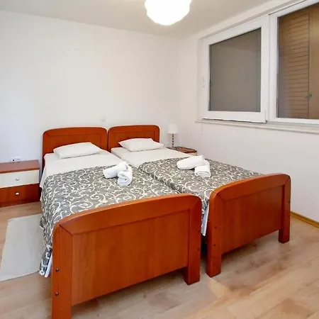 Apartman With Parking Space Sukosan, Zadar - 16641